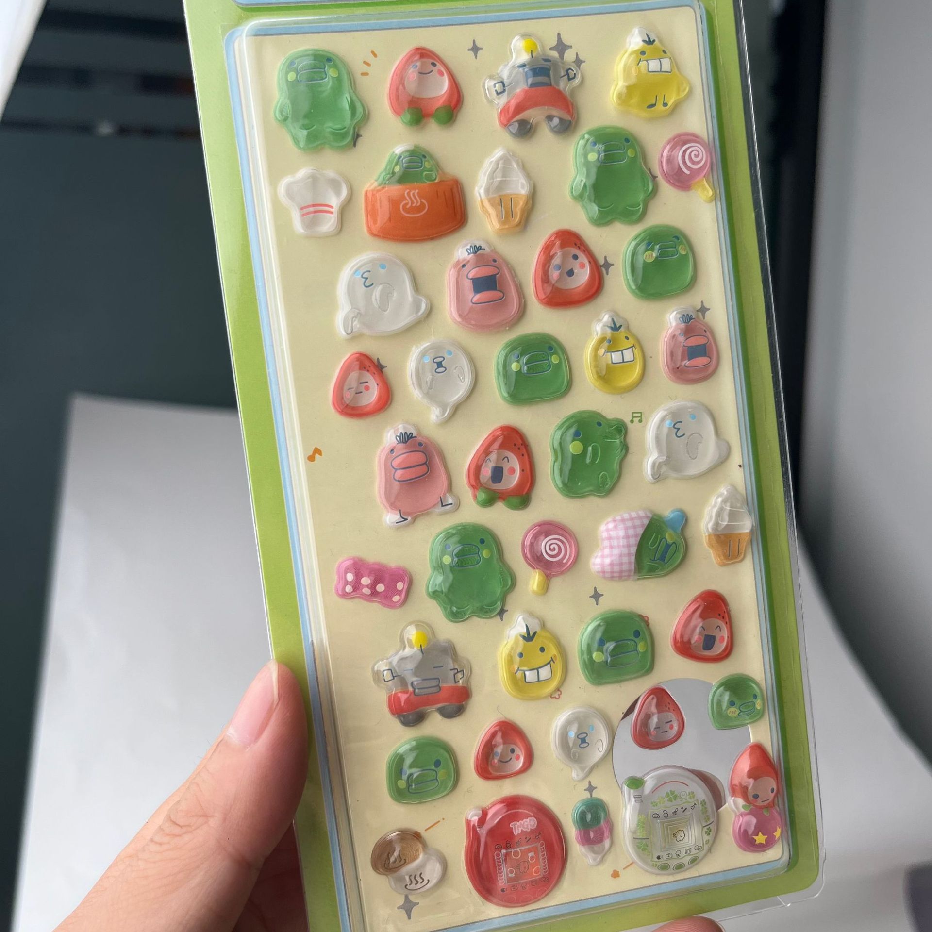 Urocze naklejki 3D Tamagotchi, – Laptop Accessories Wholesale recenzja i cena